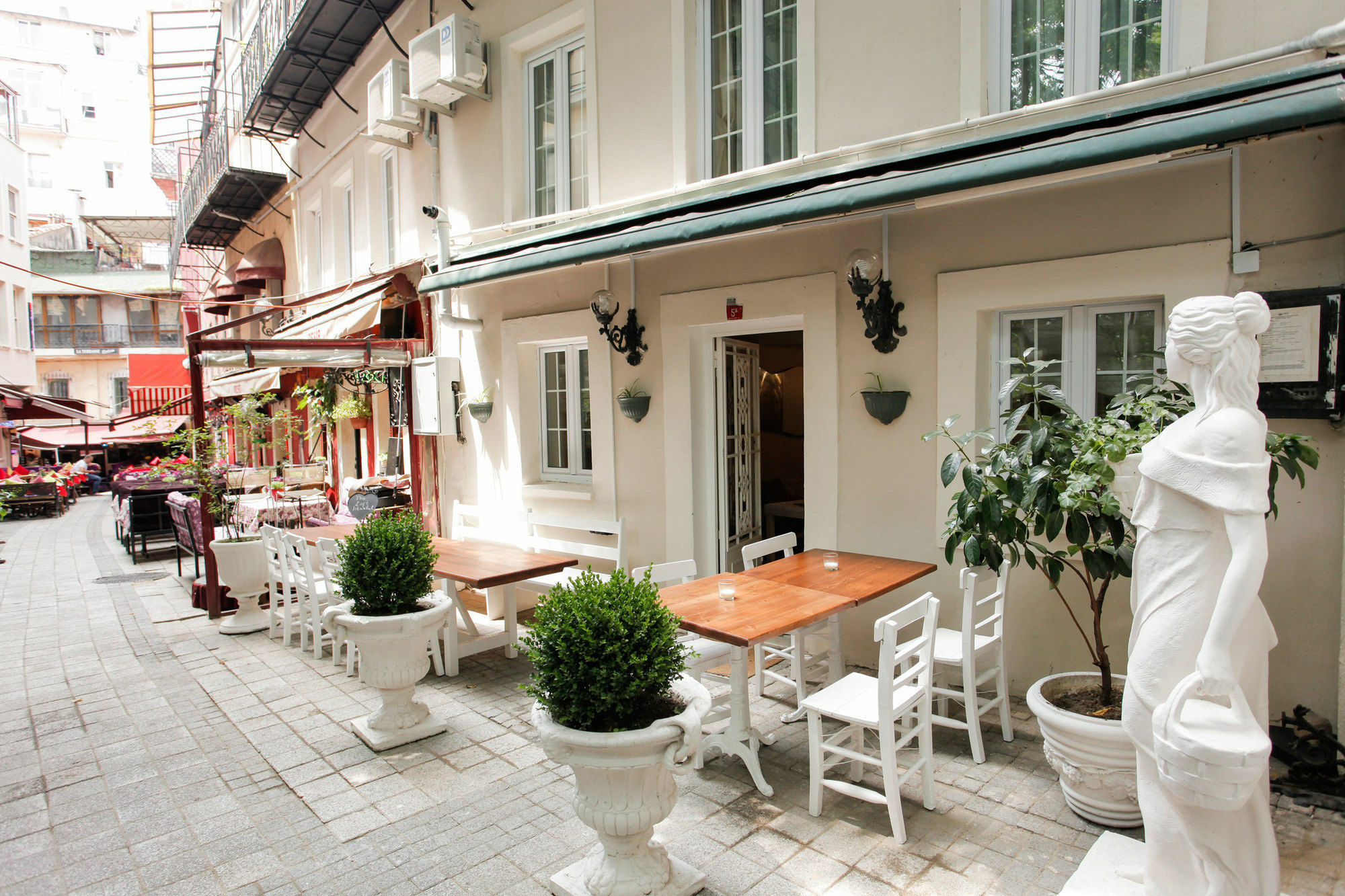 The Loft Istanbul Hotell Exteriör bild